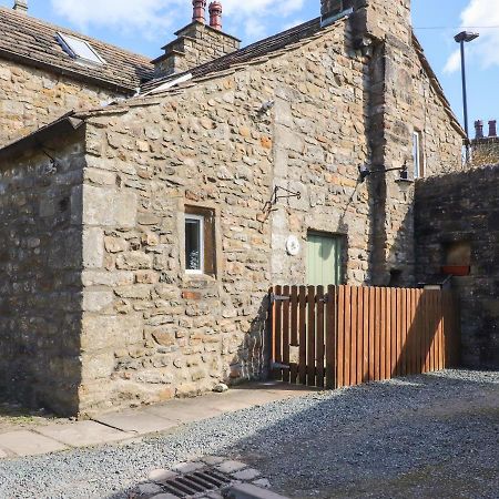 Beehive Cottage Bentham Экстерьер фото